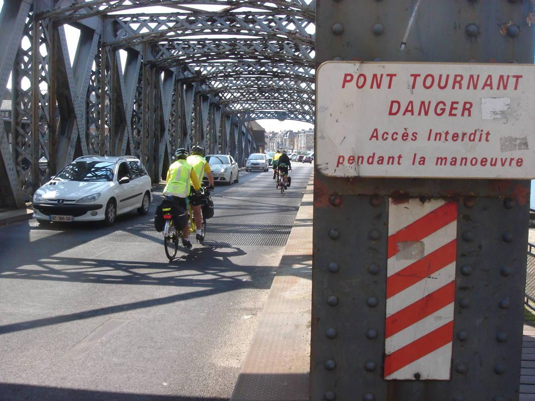 Pont tournant