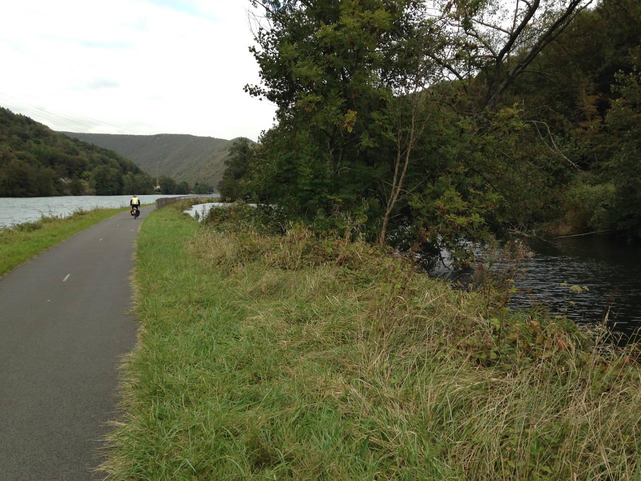 La Meuse et un coin de peche