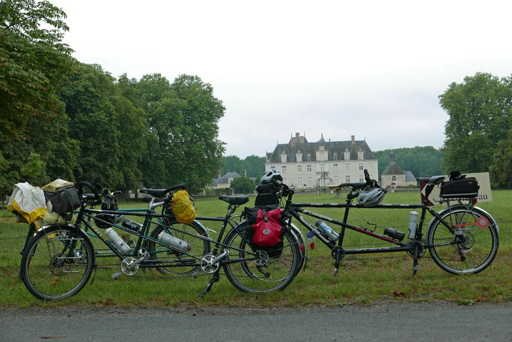 Arrêt au château de Champchevrier