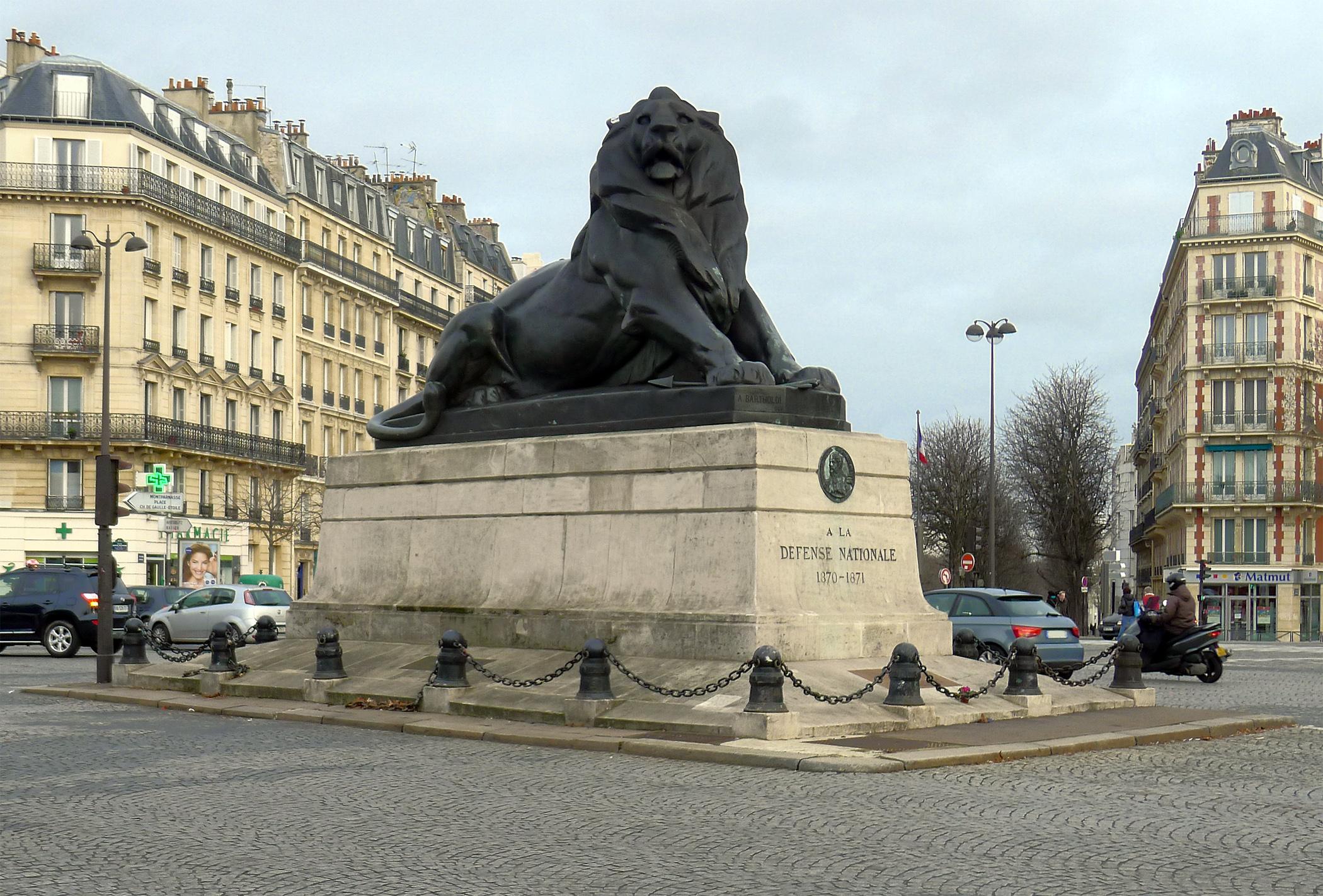 Flèche de
                Hendaye. Lion de Denfert