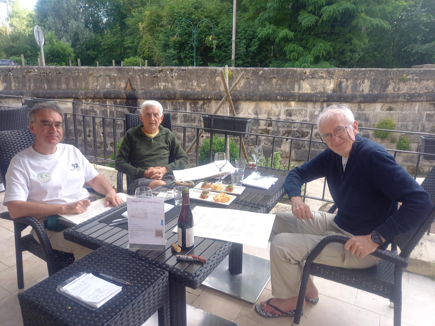 À l'auberge
                du vieux moulin