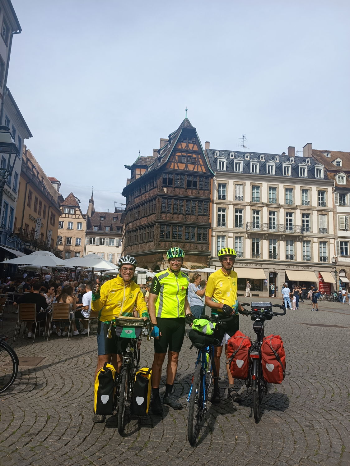 Arrivée de la Flèche devant la maison Kammerzell