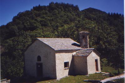 Chapelle au toit de lauze